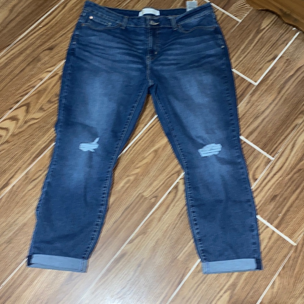 Women’s Levi Strauss mid rise Boyfriend jeans size 20- W35